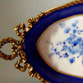 Blue camaieu and gold