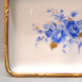 Blue camaieu and gold