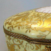 Gold leaves Sevres pattern Bonbon box