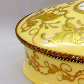 Gold leaves Sevres pattern